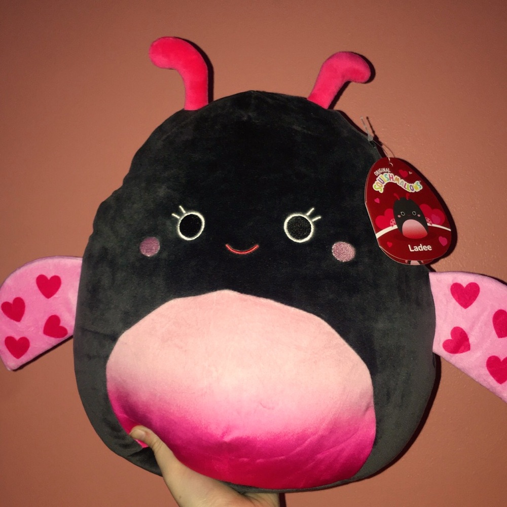 Adorable “Ladee” the ladybug squishmallow